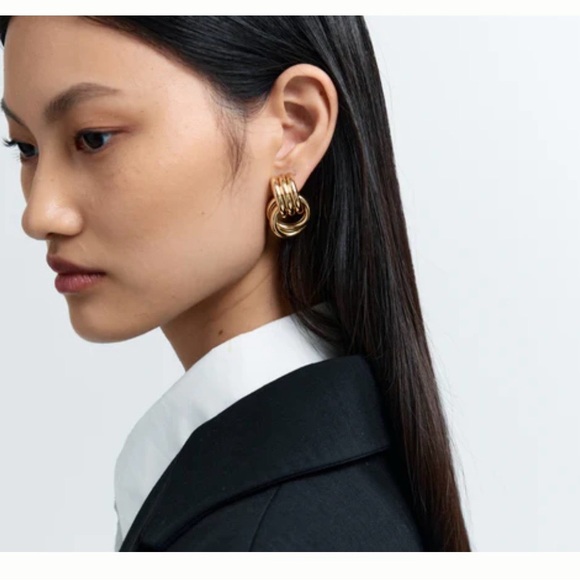 Heaven Mayhem Gold Mini Knot Earrings - Picture 2 of 7